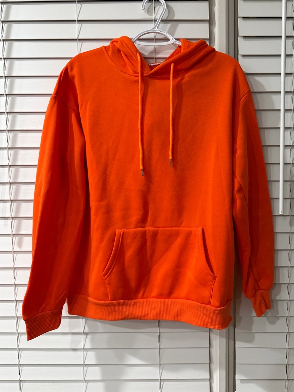 Orange Pullover Hoodie Sweatshirt 🧡 Size Large